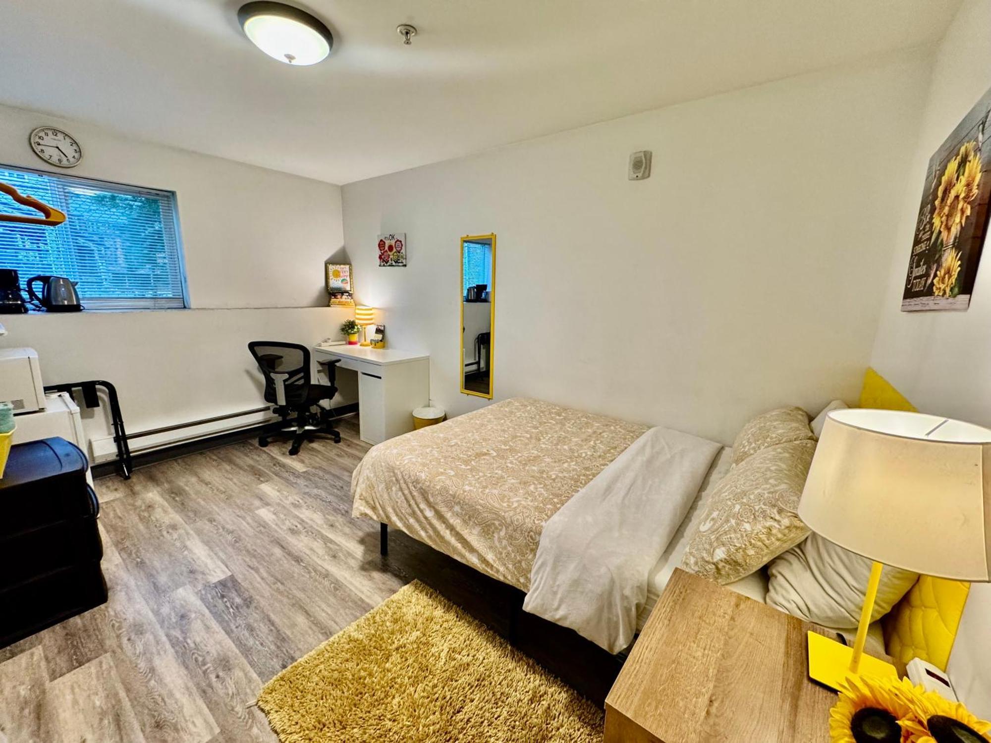 Private Room With Shared Bathroom On The 1St Floor 10 Minutes Walk To University Of Washington Σιάτλ Εξωτερικό φωτογραφία